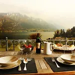 Charming View Apartment